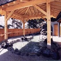 シンプルさと素朴さが最大の魅力 久瀬温泉<br> 露天風呂 白龍の湯