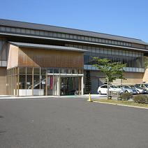 標高464mの山頂にあり、大自然に抱かれて癒されたい。 くしはら温泉 ささゆりの湯