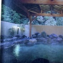 小谷城の麓にひっそりと涌く秘湯 須賀谷温泉